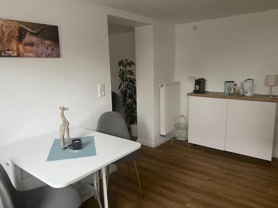 Klein Aber Oho! Neues Apartment In Stadt- Und Fuldanaehe カッセル エクステリア 写真